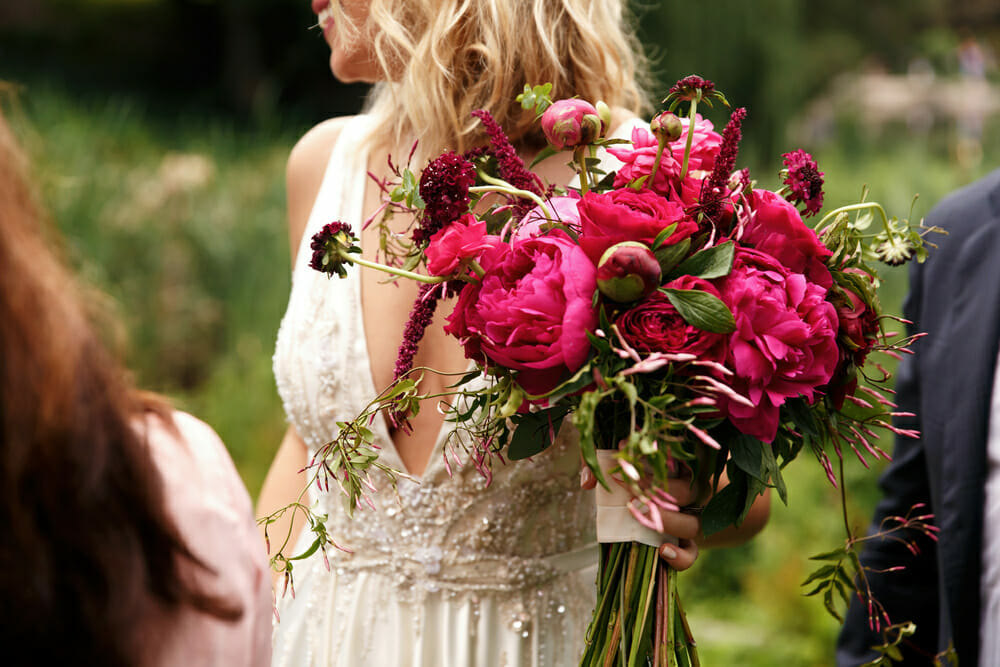 Symbolic Wedding Flowers & Their Meanings